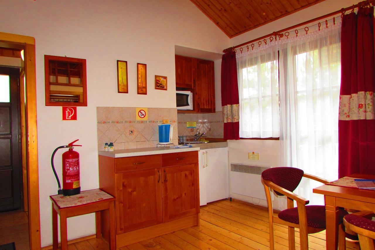Chata U Vinara Milana, Tatralandia Liptovský Mikuláš Exterior foto